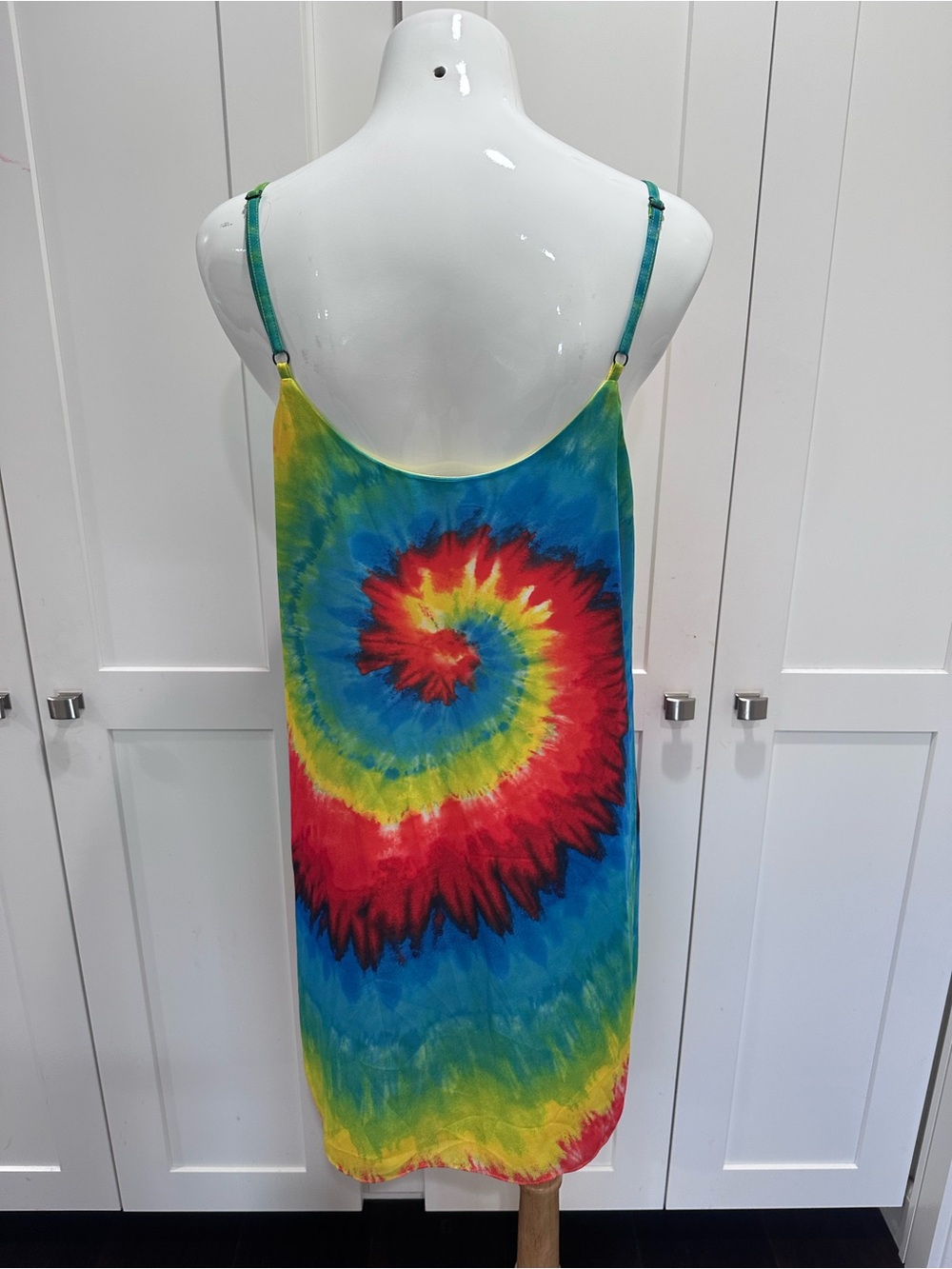 Alice + Olivia Tie-Dye Spiral Slip Dress in Rainbow Colors Large - Picture 10 of 14
